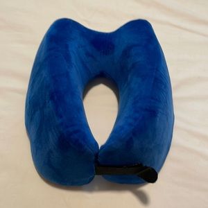 Travelrest memory foam neck pillow